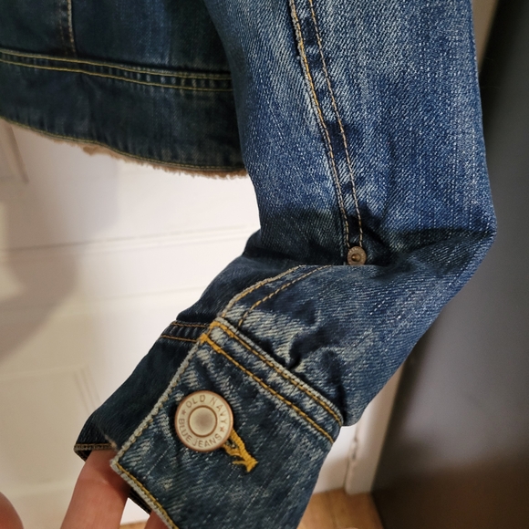 Old Navy Women's Blue Denim Sherpa Jacket - Picture 6 of 7